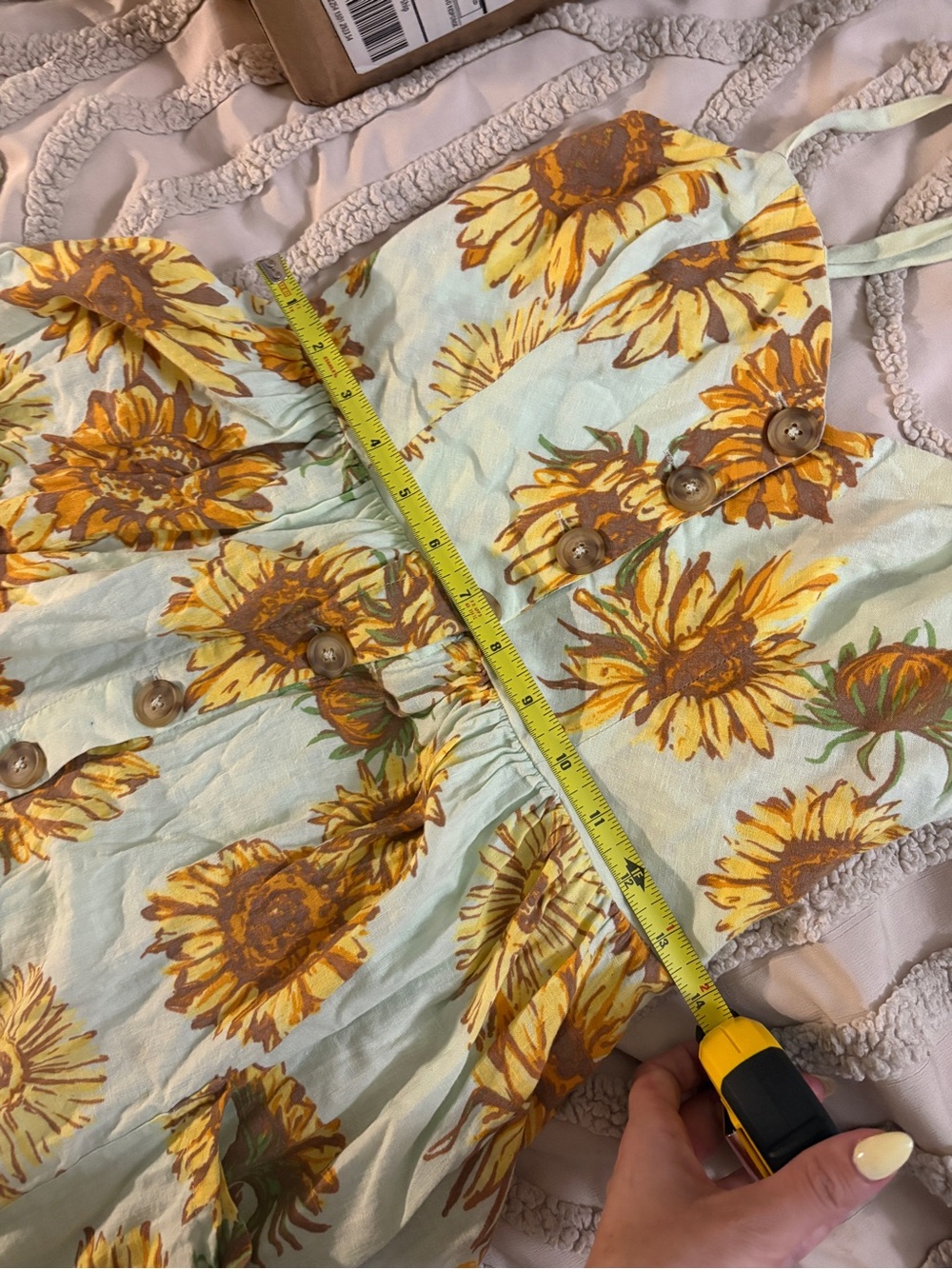 Urban Outfitters Sunflower Linen Dress - Picture 6 of 11
